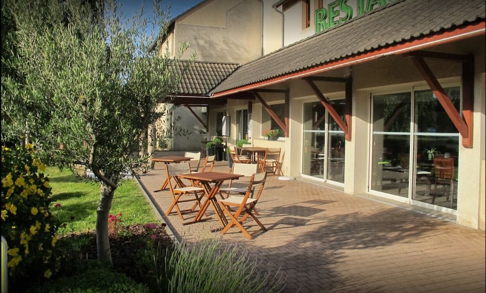 

Milano - Rennes - Sure Hotel by Best Western Rennes Chantepie