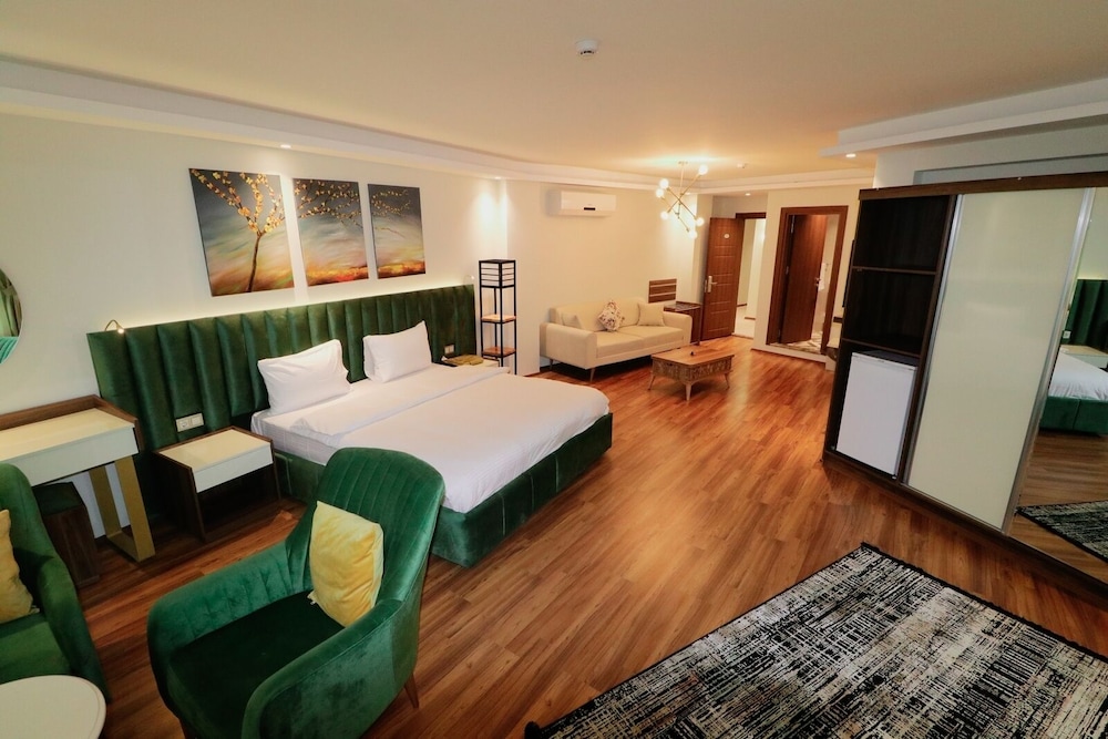 

Bologna - Yalova - Grand Luxury