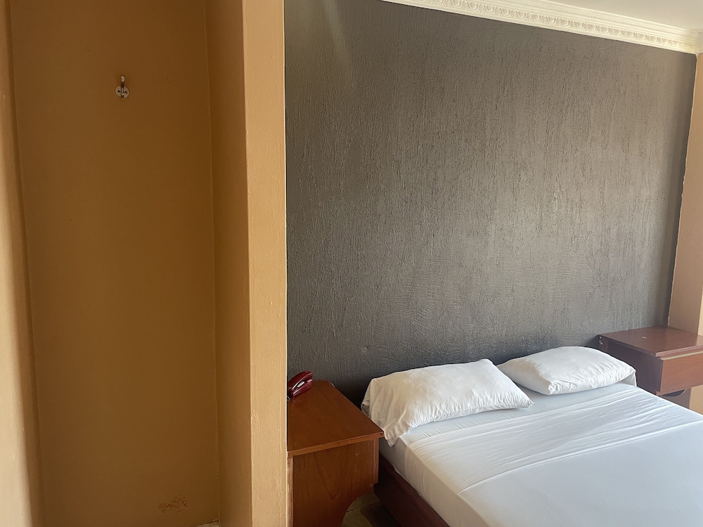 

Milano - Panama - Pension Monaco