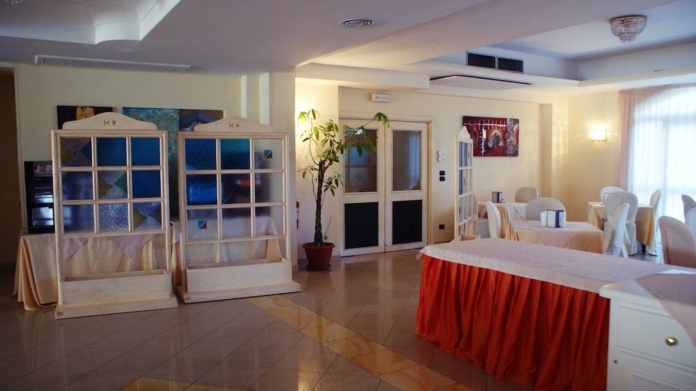 

Bologna - Roccella Jonica - Hotel Club Kennedy