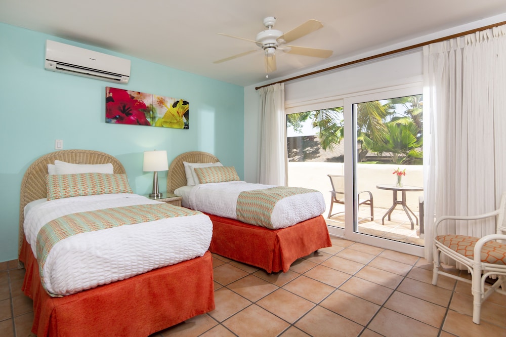 

Bologna - Nonsuch Bay - St. James's Club Antigua - All Inclusive