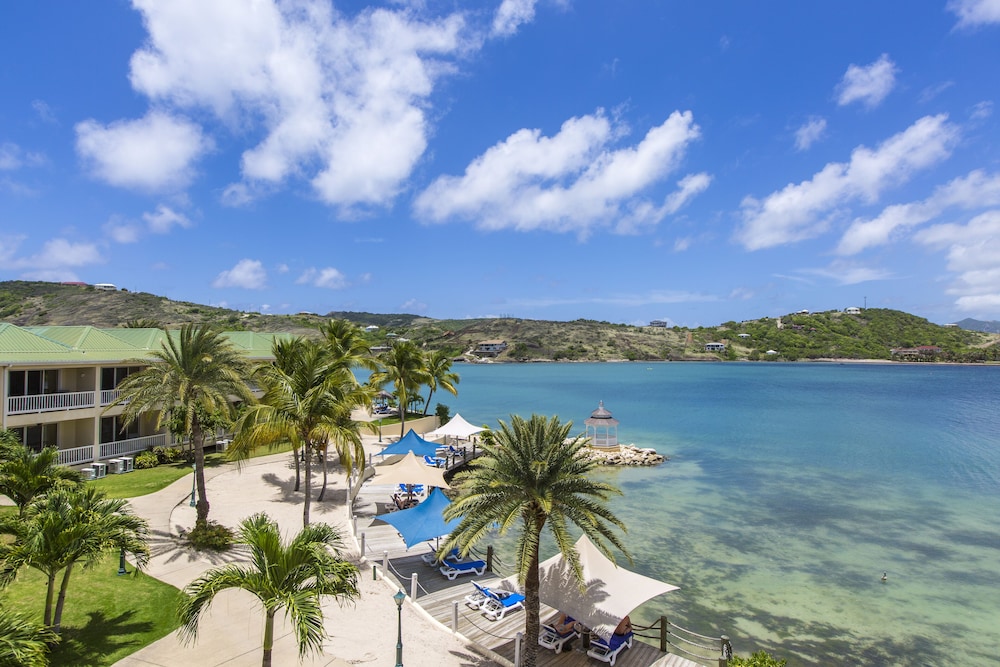 

Roma - Nonsuch Bay - St. James's Club Resort - All Inclusive