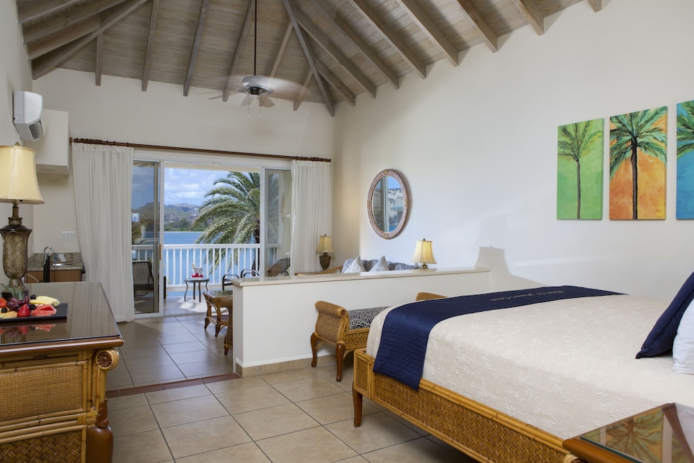 

Napoli - Nonsuch Bay - St. James's Club Resort - All Inclusive