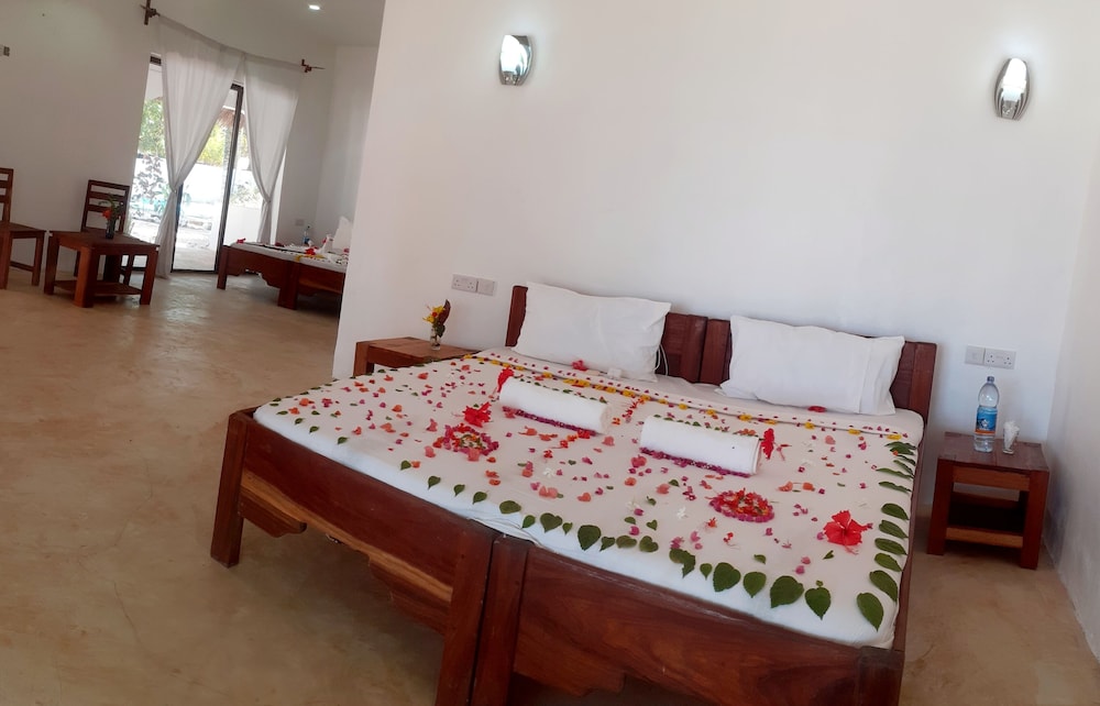 

Catania - Kizimkazi - Maua beach lodge