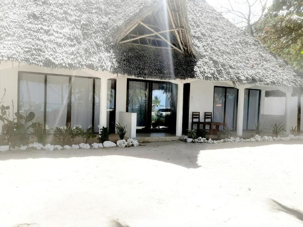 

Firenze - Kizimkazi - Maua beach lodge
