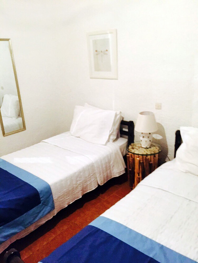 

Milano - Agios Nikolaos, Creta - Porto Maltese Boutique Estate