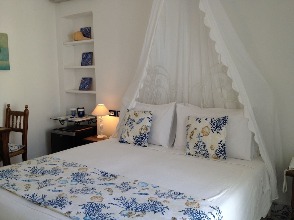 

Verona - Panarea, Isole Eolie - Hotel Lisca Bianca