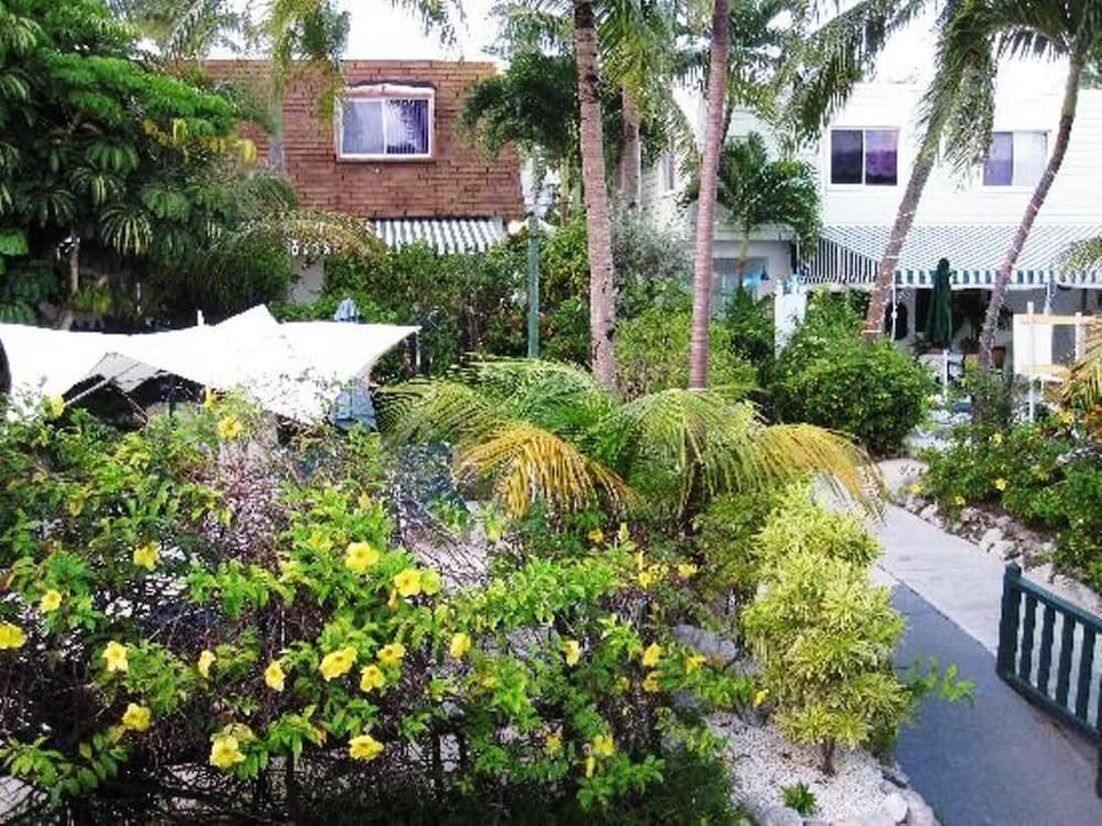 

Roma - Paradise Island - Bay View Suites Paradise Island
