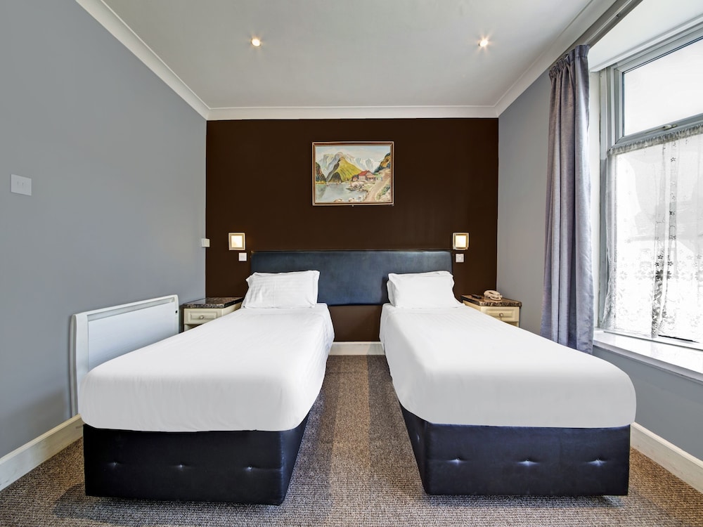 

Catania - Hayes - OYO Bostons Manor Hotel