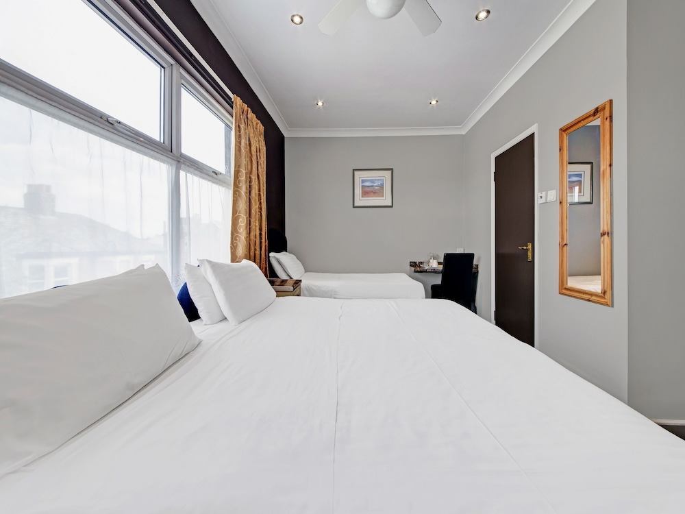 

Verona - Hounslow - OYO Bostons Manor Hotel