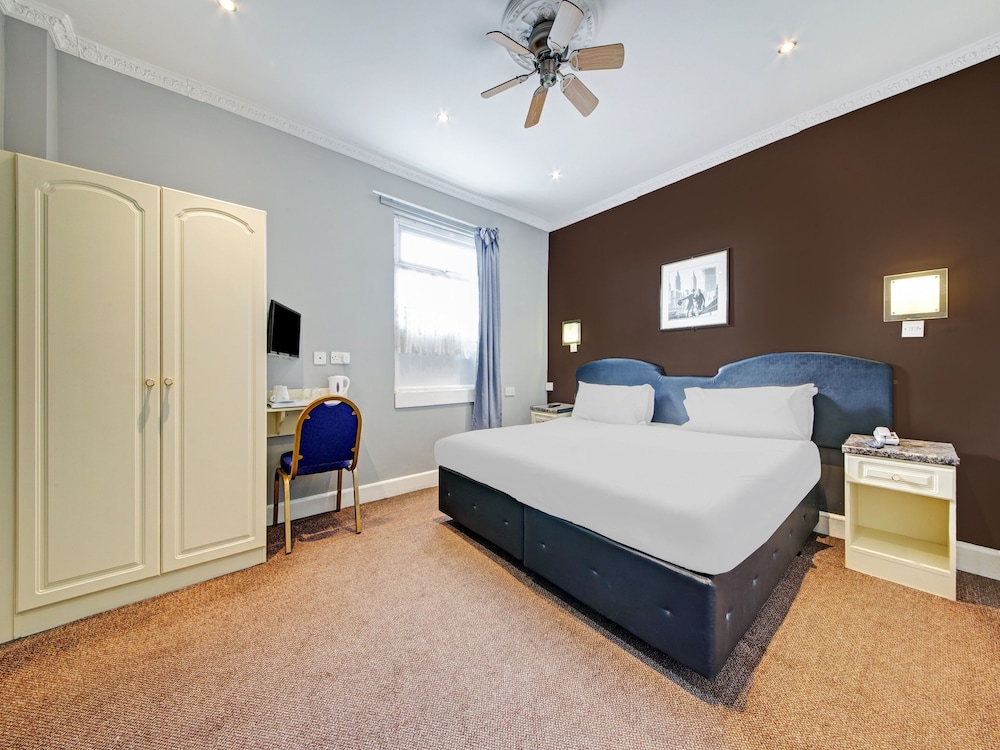 

Milano - Hounslow - OYO Bostons Manor Hotel