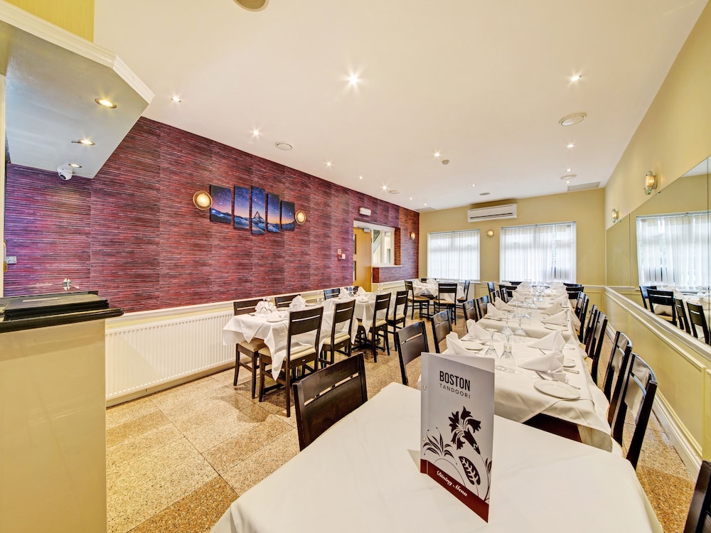 

Venezia - Northolt - OYO Bostons Manor Hotel