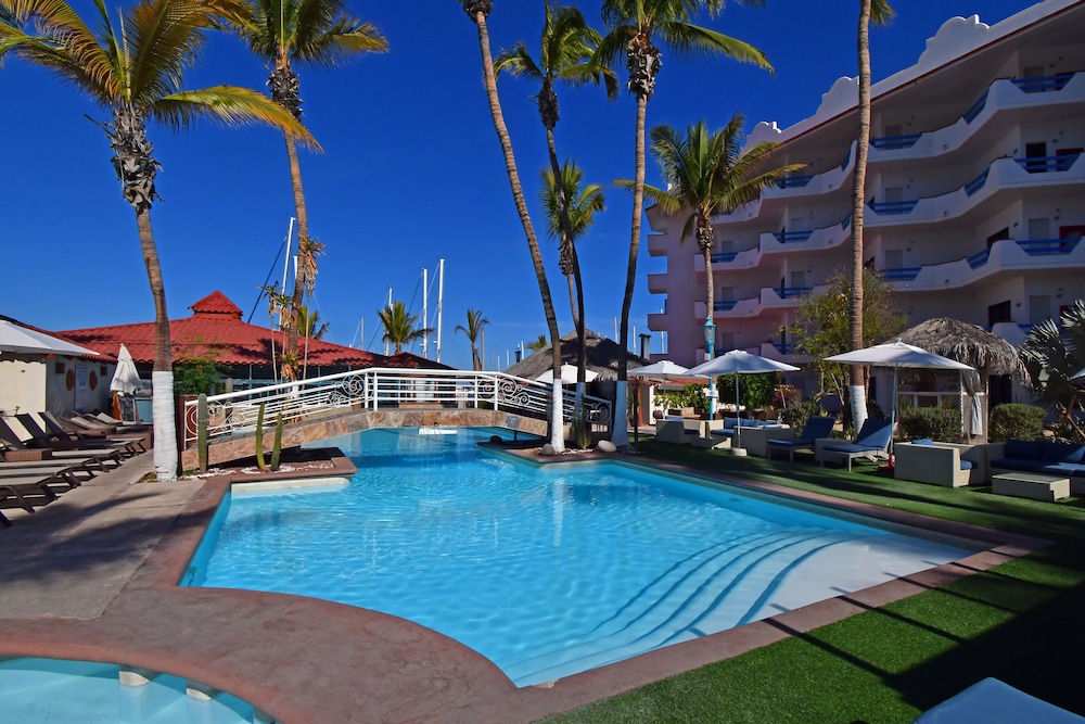 

Milano - La Paz - The Westmarine Waterfront Hotel