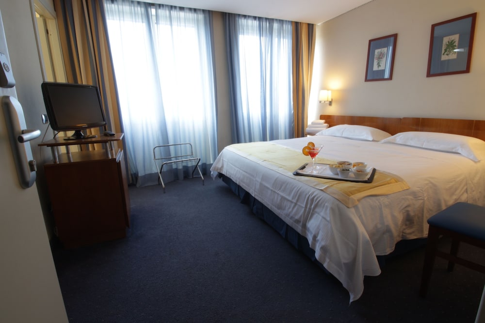 

Milano - Pozzuoli - Best Western JFK Hotel