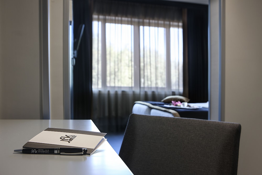 

Venezia - Pozzuoli - Best Western JFK Hotel