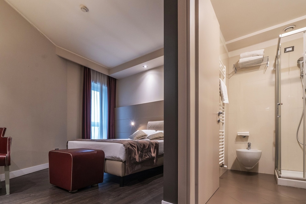 

Roma - Murano - Smart Hotel Holiday