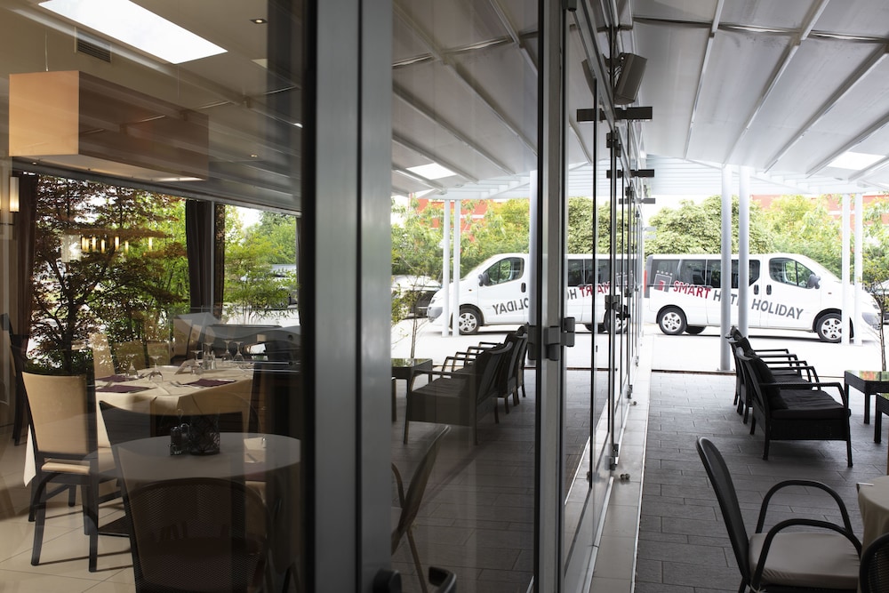 

Brindisi - Venezia, Aeroporto Marco Polo - Smart Hotel Holiday
