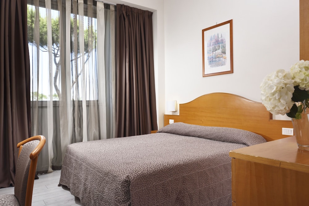 

Catania - Ostia Lido - Hotel Isola Sacra Rome Airport