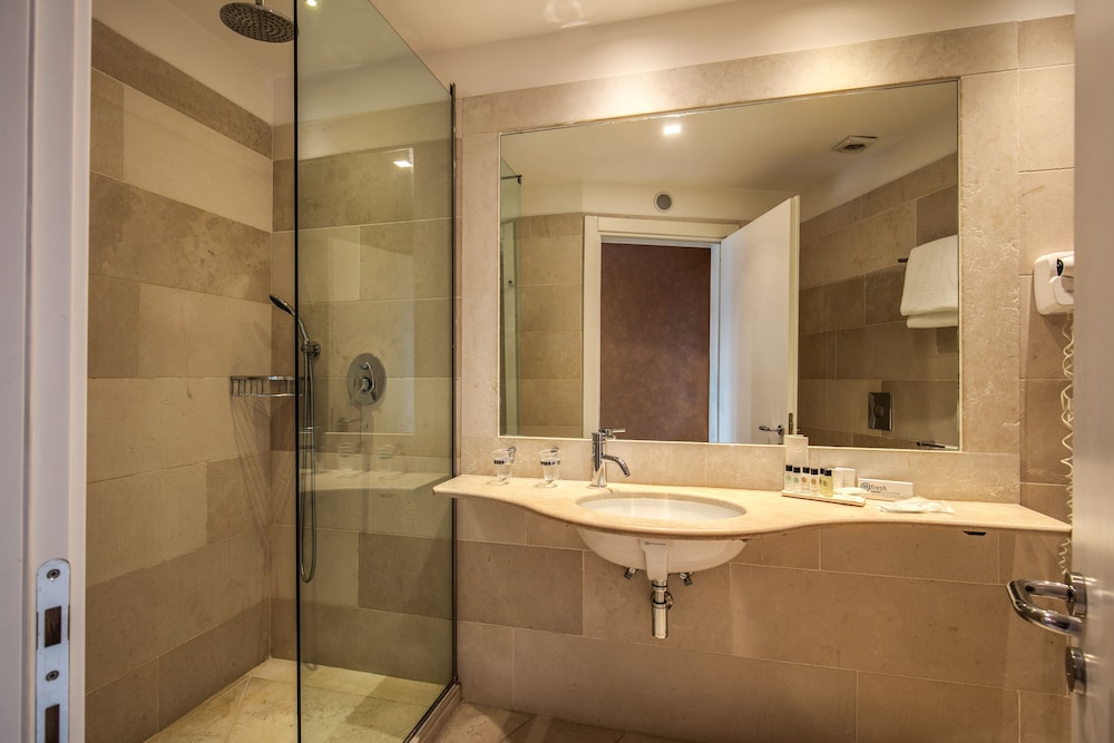 

Venezia - Ostia Lido - Hotel Isola Sacra Rome Airport