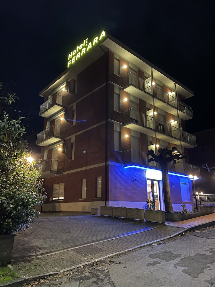 

Roma - Montepulciano - Hotel Ferrara