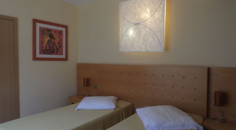 

Milano - São Pedro, Isola di São Vicente - Flag Hotel Foya Branca
