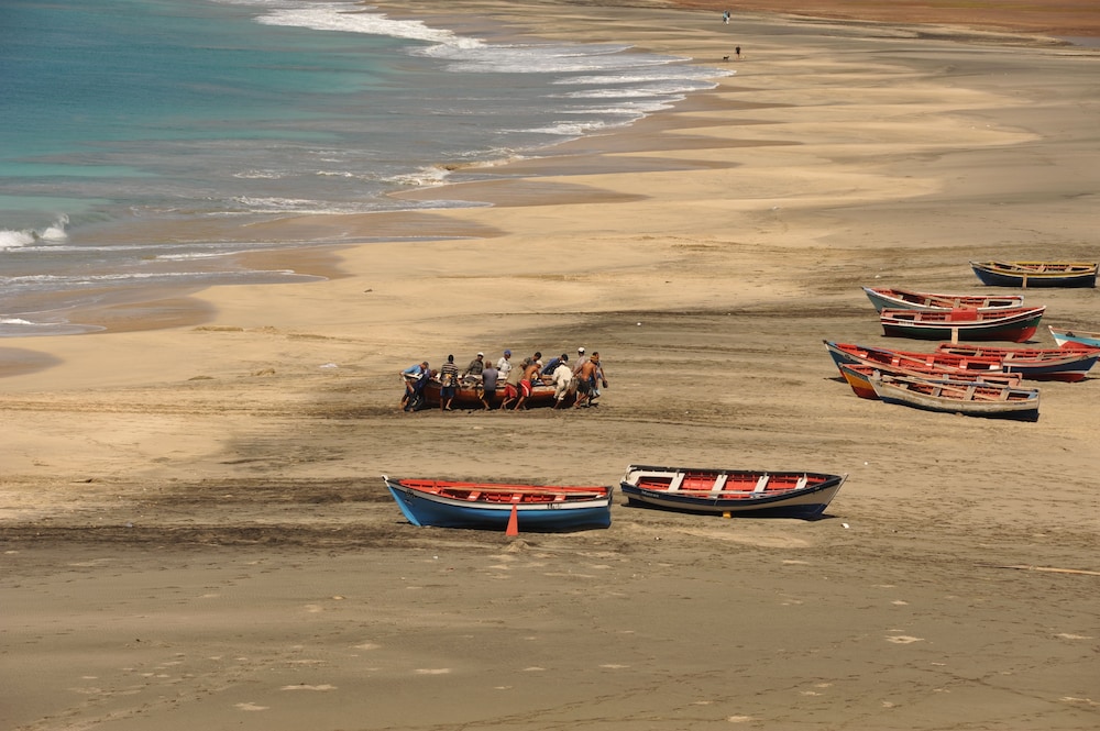 

Venezia - São Pedro, Isola di São Vicente - Flag Hotel Foya Branca
