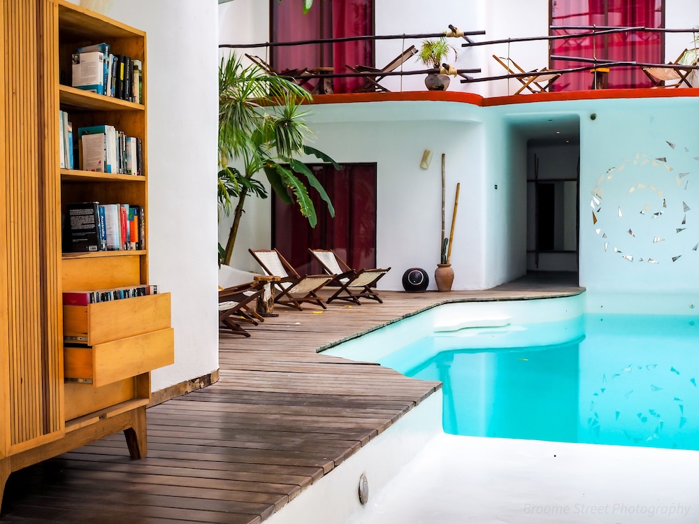 

Milano - Playa del Carmen - Kinbe Hotel Boutique