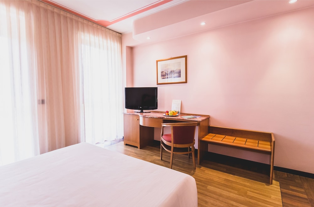 

Bologna - Lago d'Iseo, Laghi Italia - Hotel La Fonte