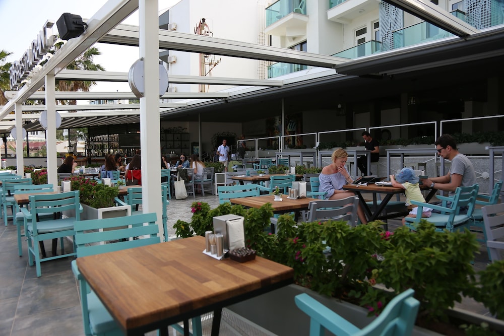 

Milano - Turunç - B&B Yuzbasi Beach