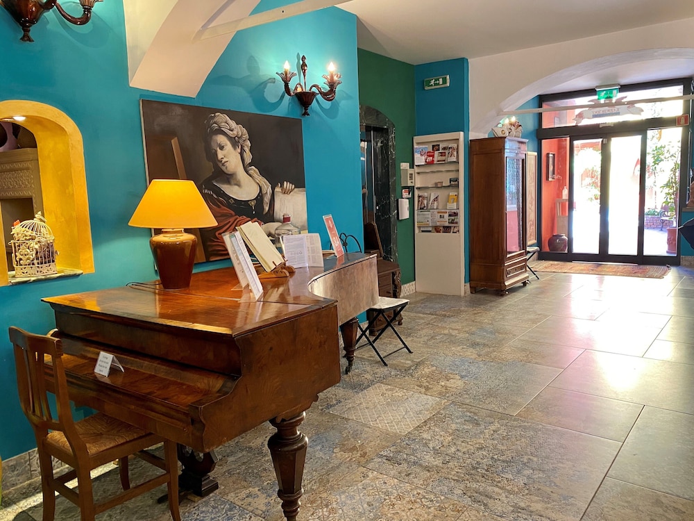 

Catania - Bologna - Hotel Il Guercino