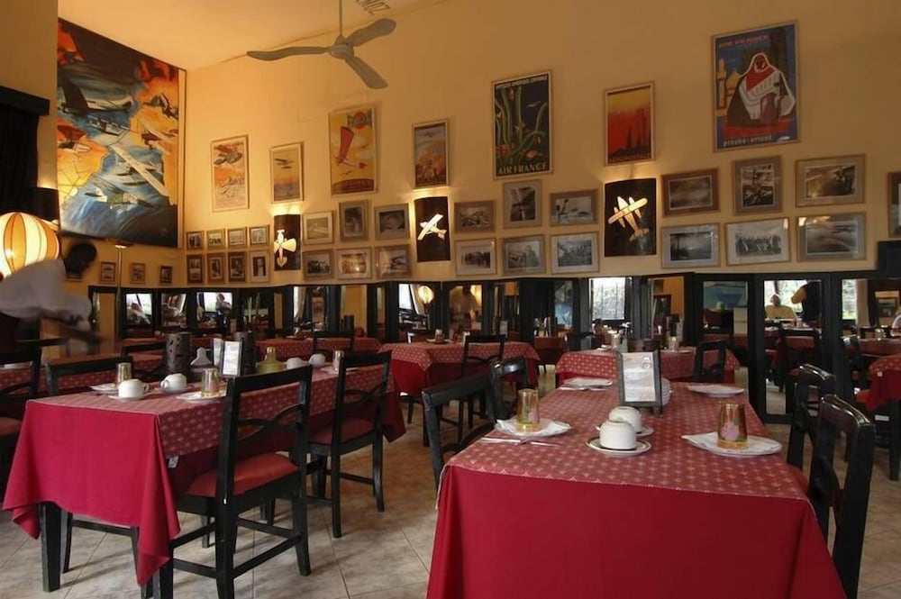 

Bologna - Saint-Louis - Hôtel de la Poste