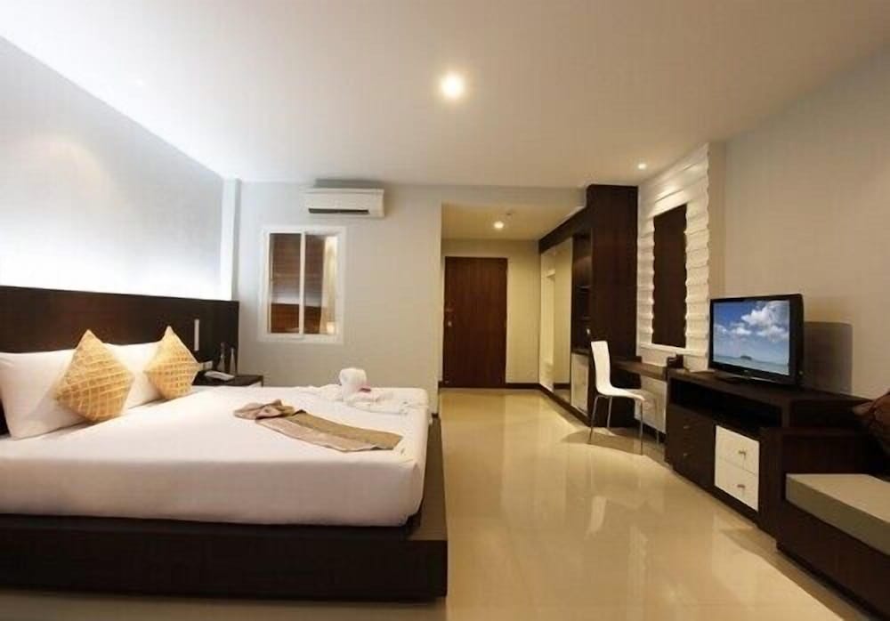

Milano - Ko Kaeo - Nize Hotel