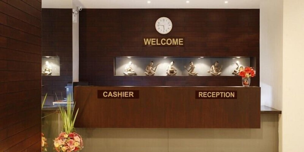 

Venezia - Tailandia - Phuket - Nize Hotel