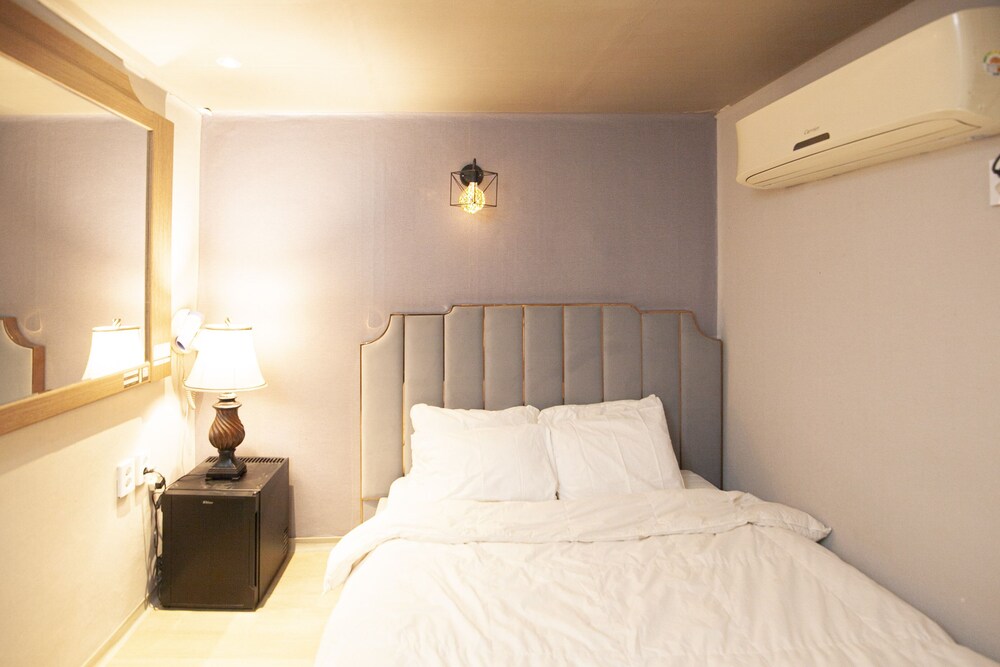 

Roma - Seoul - Maison Yongsan Hotel