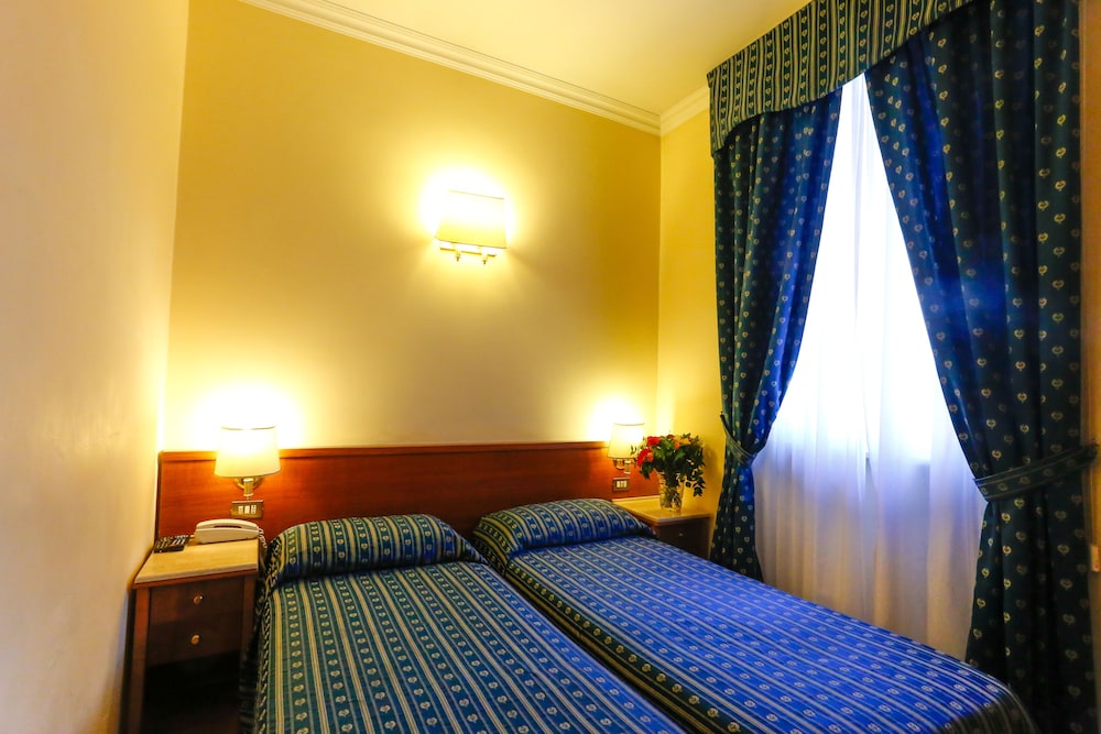 

Cagliari - Roma - Hotel Tempio Di Pallade