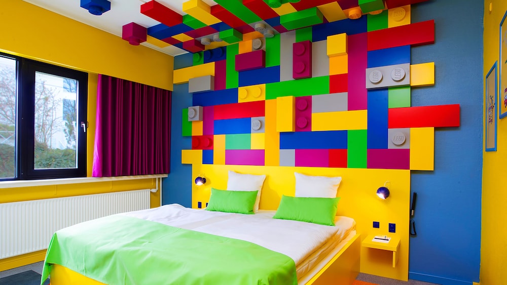 

Bari - Billund - Hotel Legoland