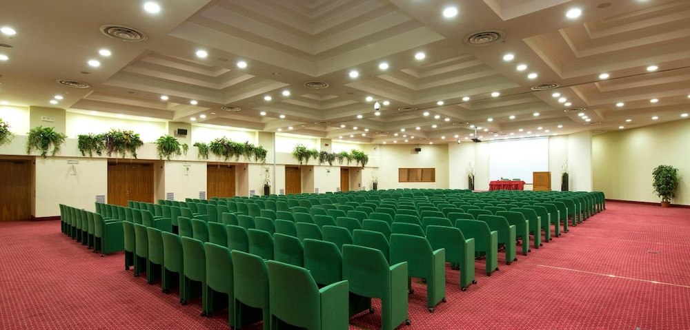 

Napoli - Monza - Grand Hotel Barone Di Sassj