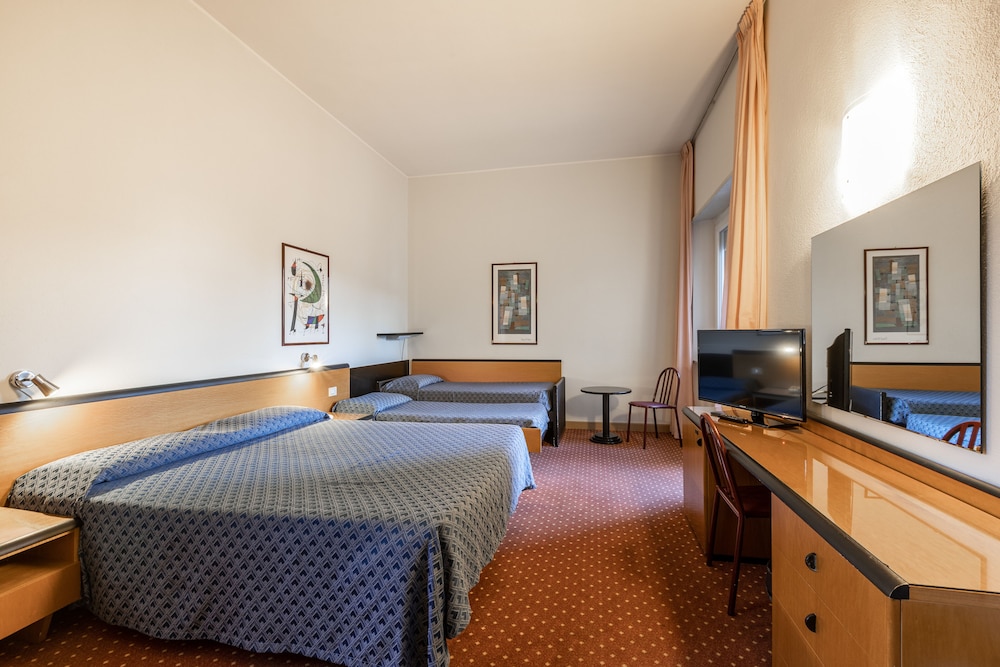 

Napoli - Grosseto - Hotel Nuova Grosseto