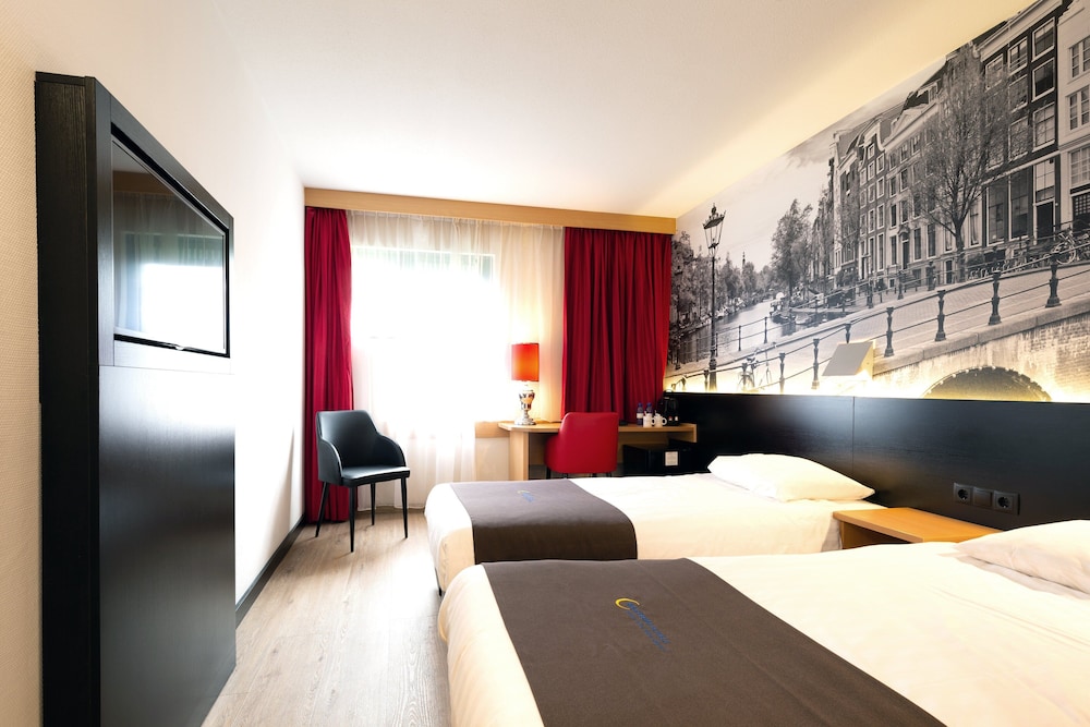 

Pisa - Zwanenburg - Bastion Hotel Amsterdam Zuidwest