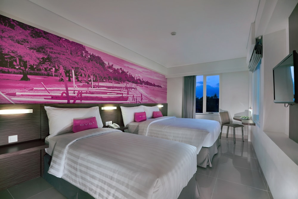 

Roma - Legian Beach - favehotel Sunset Seminyak
