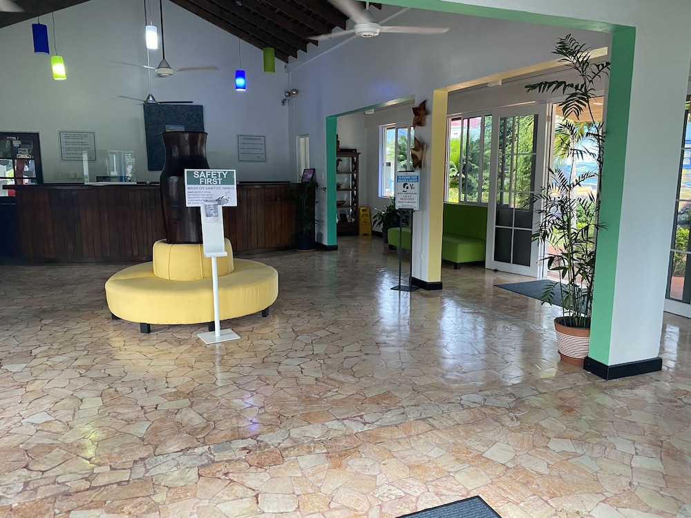 

Torino - Montego Bay - Toby's Resort