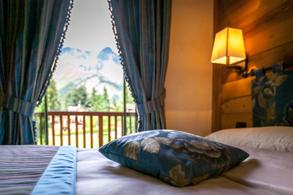 

Milano - La Thuile - Hotel Lo Scoiattolo