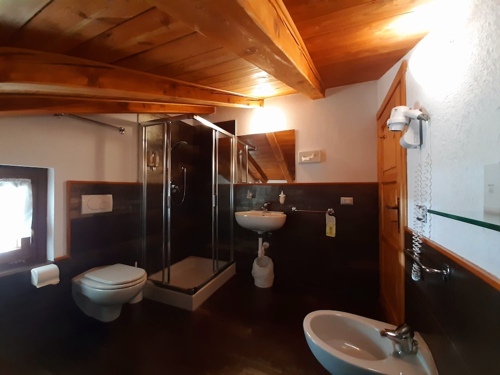 

Lamezia Terme - La Thuile - Hotel Crampon
