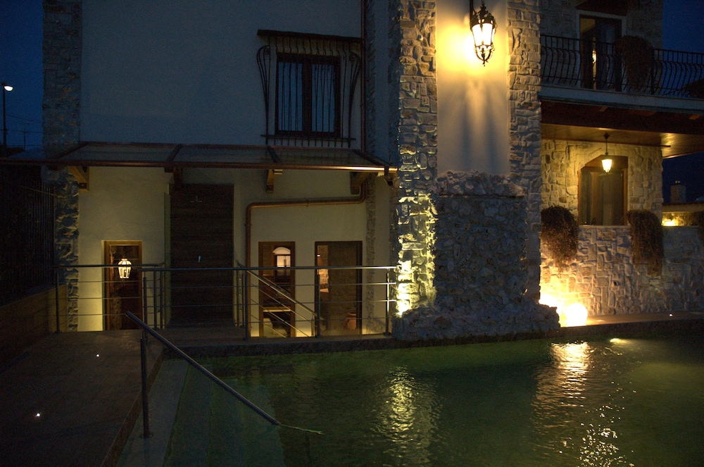 

Milano - Castellammare di Stabia - Hotel Villa Clementina