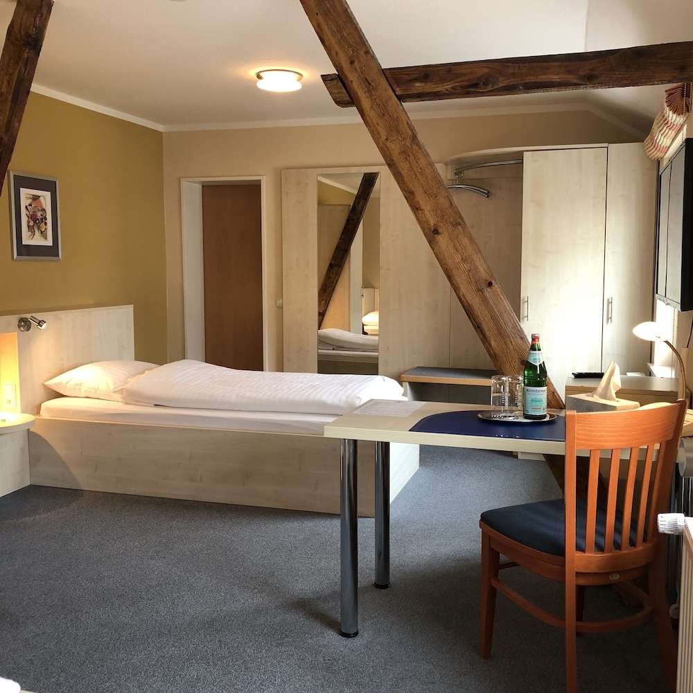 

Milano - Mönchengladbach - Hotel Select