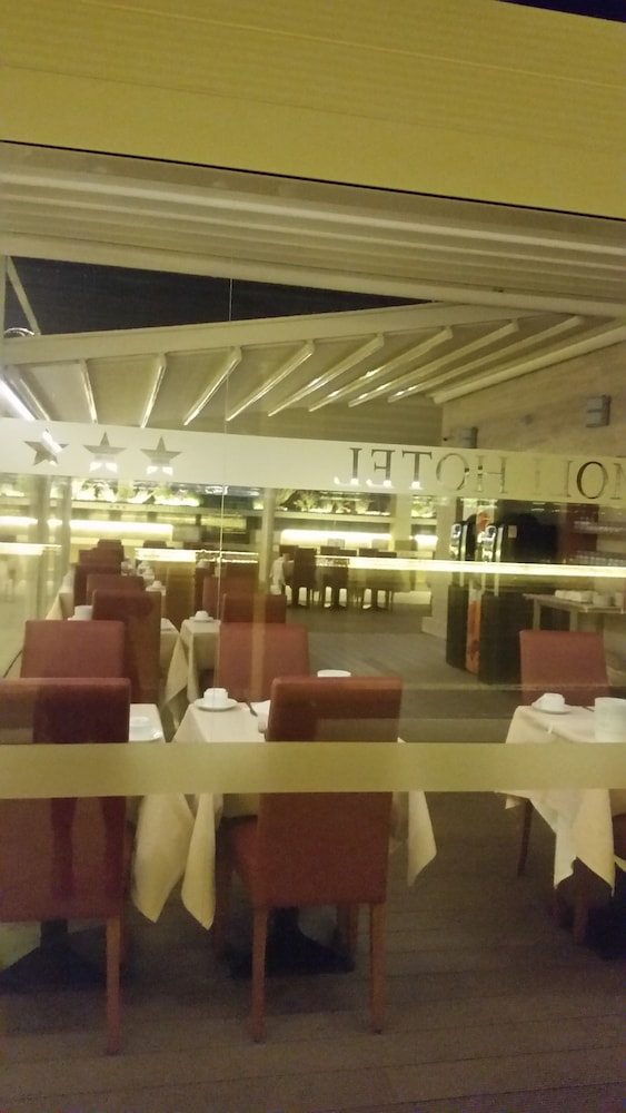 

Trieste - Roma - Romoli Hotel