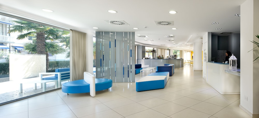 

Milano - Marina di Ravenna - Hotel Oceanomare