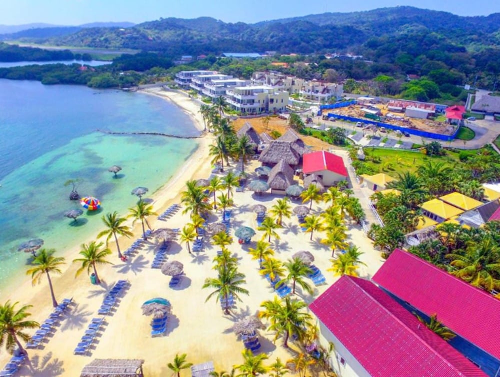 

Bologna - Roatán - Las Palmas Beach Hotel