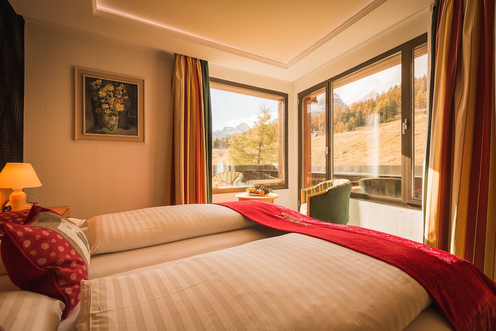 

Roma - Surlej - Hotel Nolda
