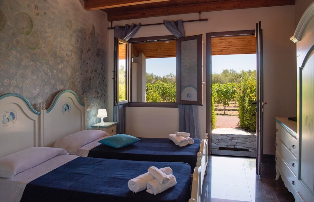 

Roma - Pula - Hotel Rurale Orti di Nora & SPA